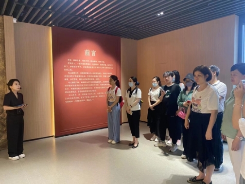 福职院米乐M6 米乐师生赴罗源开展“科技助农”和“科普进校园”活动(图2)