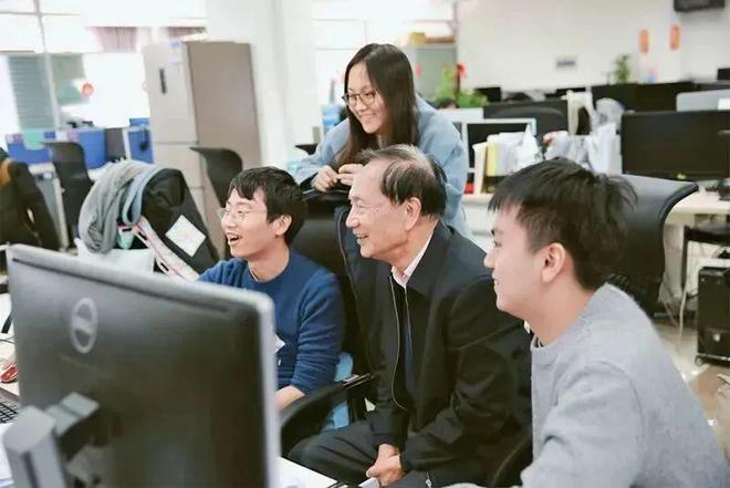 清华大学党委书记邱勇：奋力开拓中国特色世界一流大学高米乐M6 米乐质量发展新局面(图2)