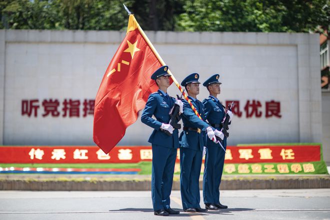 米乐M6 米乐填报志愿提醒：军校对身高、体重、文身和视力有明确要求(图6)