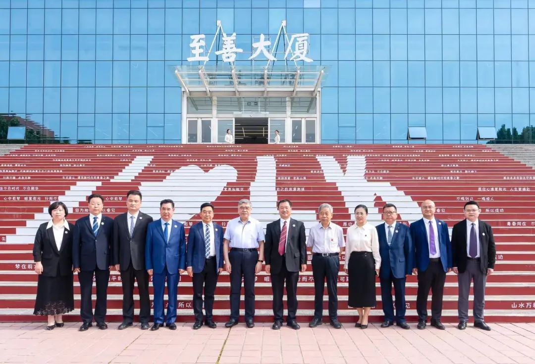 米乐 M6米乐全国政协调研组至洛阳科技职业学院调研(图3)