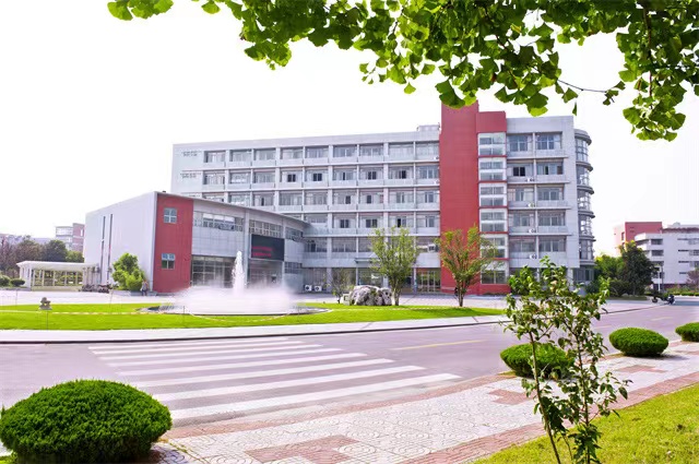 江苏经贸职业技术学院：“数智化”技术技能创新服务平台建设实践米乐 M6米乐(图2)