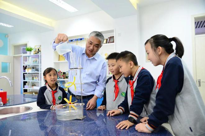 国家级教学成果奖一等奖！闵行教育科研硕果累累涉及这些学校…米乐 M6米乐…(图3)