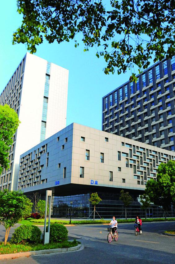 米乐M6 米乐2023江苏高招丨常州大学：多维赋能奏响“产教融合”协奏曲(图2)