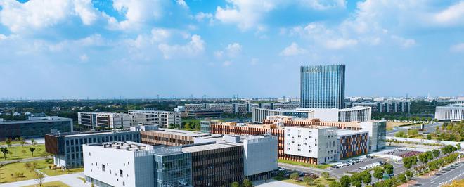米乐M6 米乐2023江苏高招丨常州大学：多维赋能奏响“产教融合”协奏曲(图3)