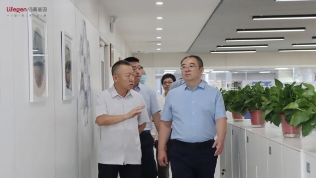 米乐M6 米乐持续深化合作 西北大学领导赴佰美基因调研(图3)