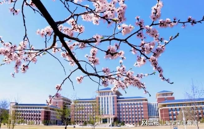 吉林大学怎么样？面积大资源多实力强米乐M6 米乐(图1)