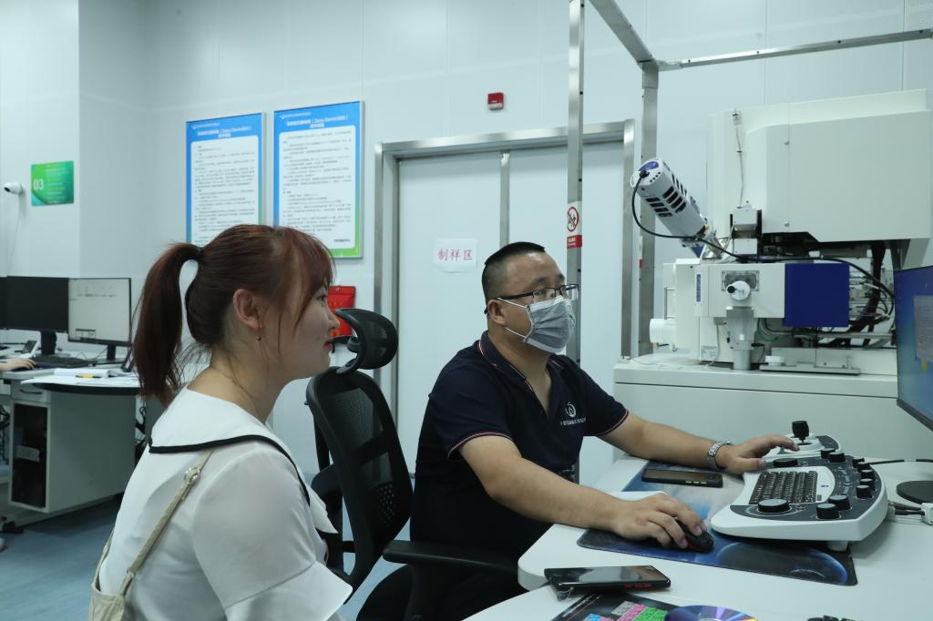 米乐 M6米乐【我在跑港】教学科研服务保障部门：坚持一线服务 助力教学科研(图12)