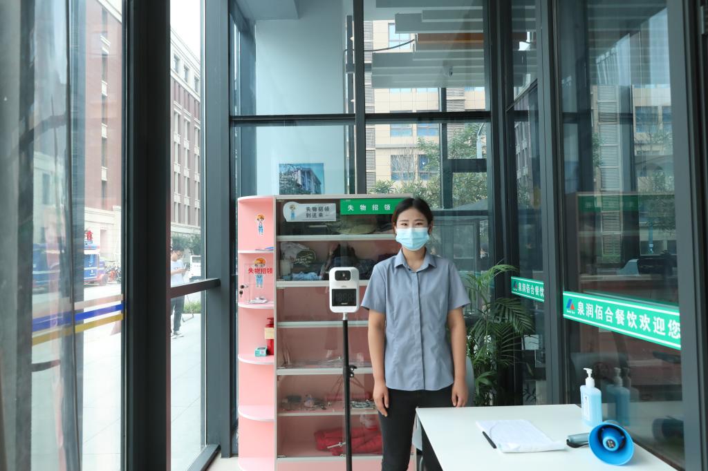 米乐 M6米乐【我在跑港】教学科研服务保障部门：坚持一线服务 助力教学科研(图6)