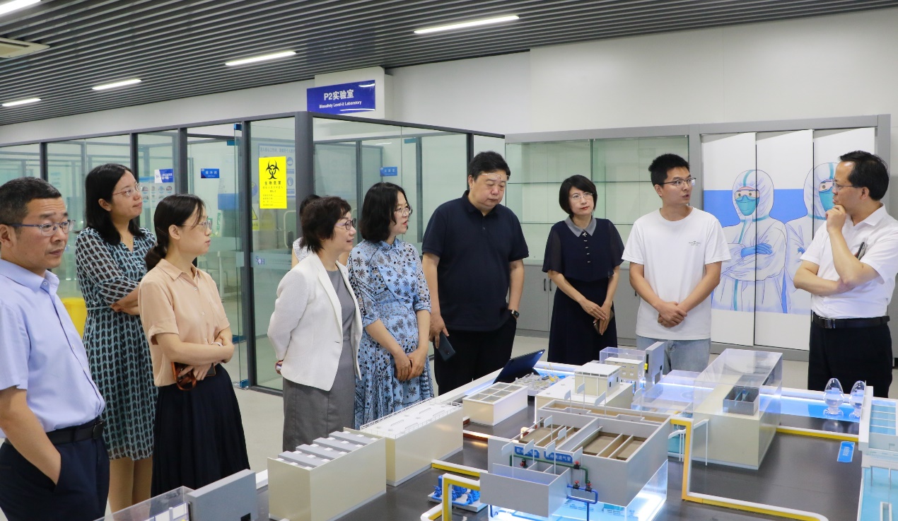 米乐M6 米乐公共卫生学院一行赴南京医科大学调研交流(图1)
