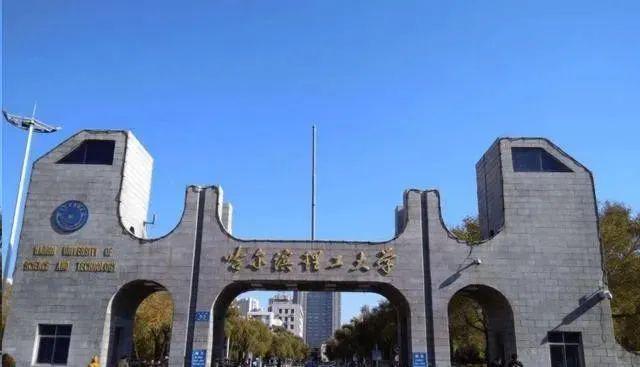 米乐M6 米乐这所学校因张雪峰招生爆得一塌糊涂(图4)