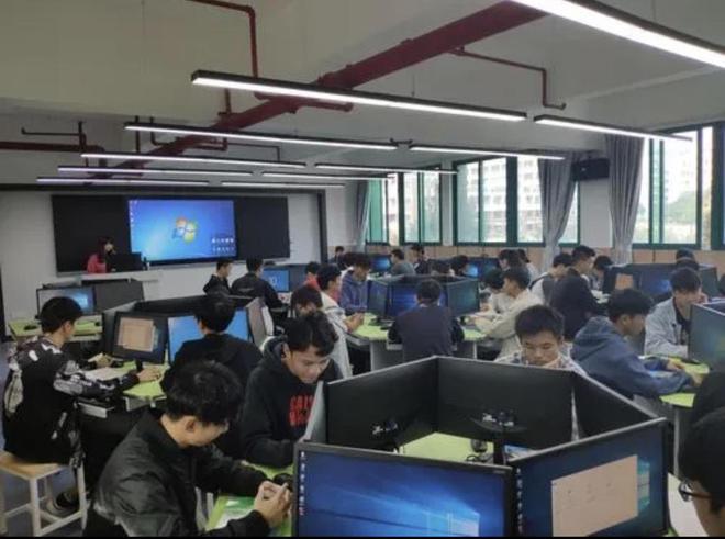 智慧教学系统再升级 数字赋能为教育转型提供“米乐M6 米乐校宝方案”(图2)