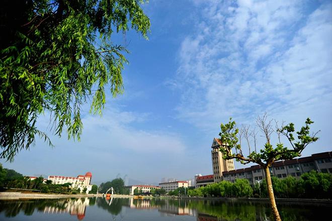 米乐 M6米乐根正苗红的烟台大学名气不算太大却有着超一本的“牛”学院(图2)