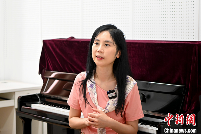台青话融合）台湾教师在大陆谱写音乐梦：以音为媒 以乐通心米乐M6 米乐(图5)