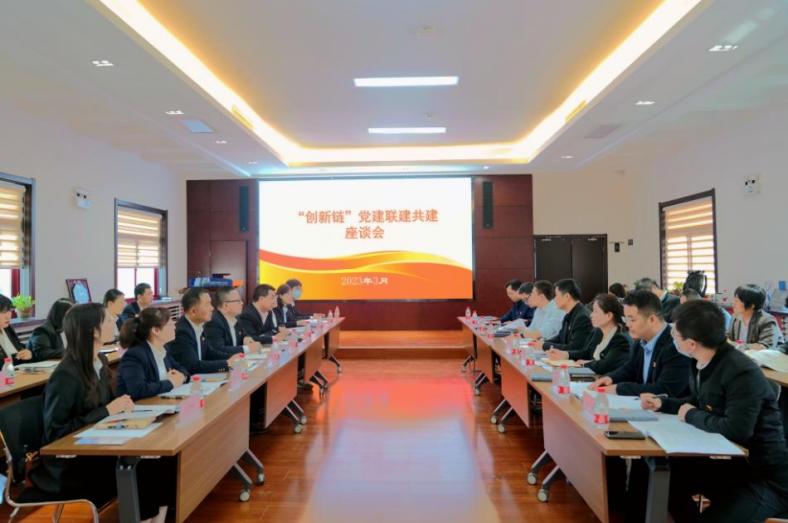 米乐 M6米乐【团结奋进建新功】数学与统计学院党委：学深悟透担使命实干力行建新功(图2)
