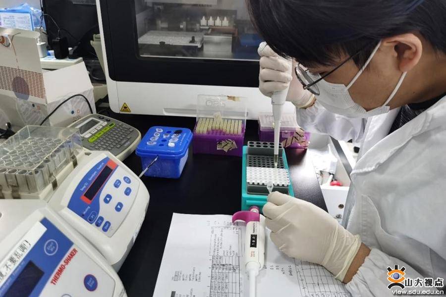 教学科研争分夺秒米乐 M6米乐精耕细作彰显担当——青岛校区各教学科研单位工作侧记(图4)