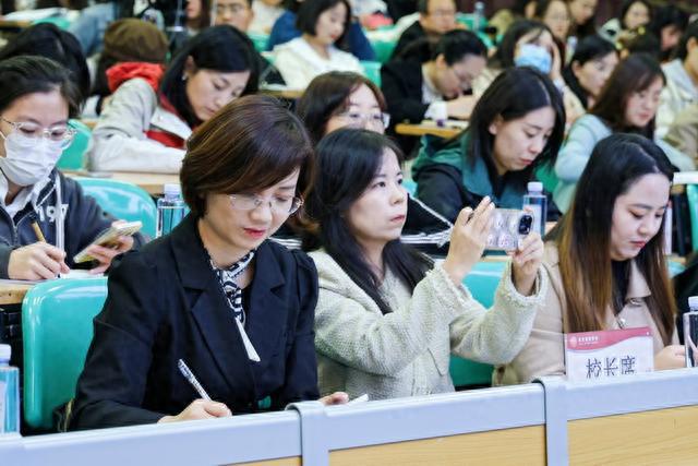 米乐M6 米乐西安好课堂暨第十三届“锦园之秋”教学观摩研讨活动在西安锦园学校举行(图7)