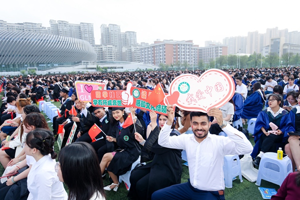 桂林医学院：“以学生发展”为中心 临床医学专业教学质量稳步米乐 M6米乐提升(图2)