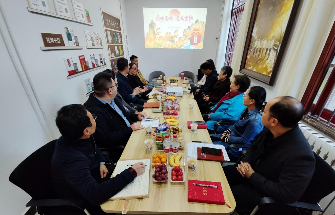 校友部开展“敬老月”活动米乐M6 米乐(图1)