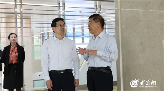 米乐M6 米乐济宁医学院领导到山东省戴庄医院进行2023-2024学年第一学期实习检查(图3)