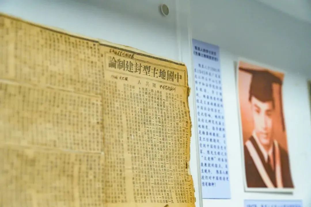 米乐M6 米乐纪念、传承!复旦校园里他的雕像揭幕(图4) 米乐M6 米乐纪念、传承!复旦校园里他的雕像揭幕(图4)