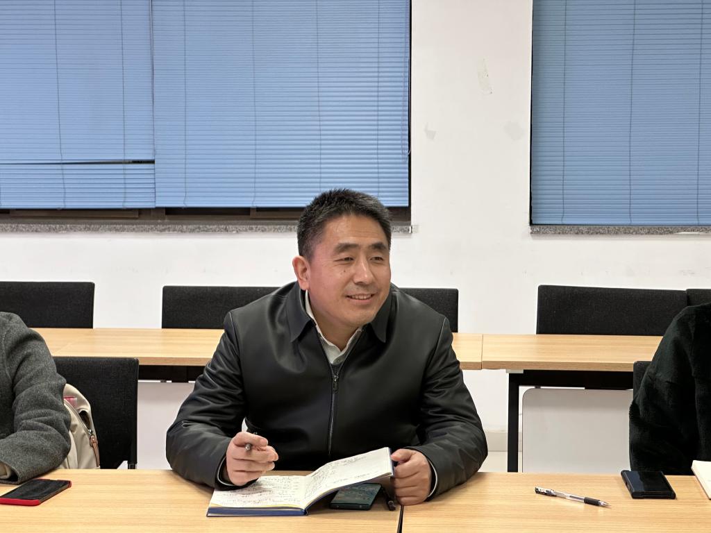 米乐 M6米乐马克思主义学院举办2023年秋季学期青年教师座谈会(图2)
