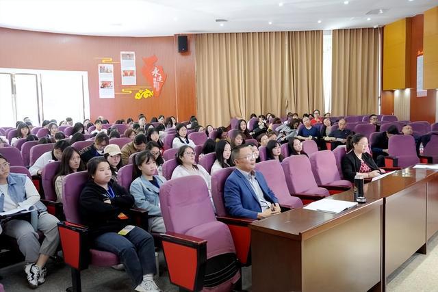 科研兴教且研且进——遂宁一中“书台春晓”教研节活动（四）(图2)