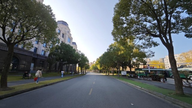 大学校园应实现何等程度的开放？我们与在沪高校师生聊了聊(图4)