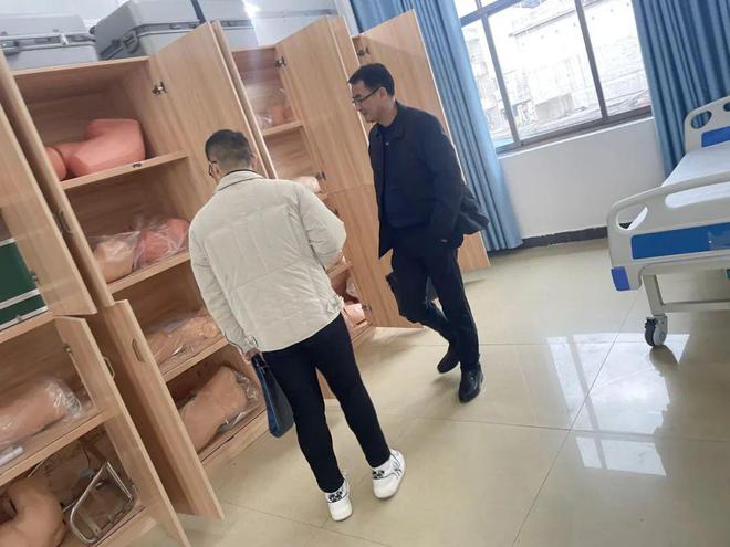 邵阳学院党委委员、副校长李金成一行莅临隆回县人民医院调研指导教学工作(图6)