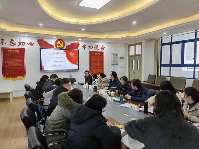 玄武区教育科研调研（第九场）在南京市孝陵卫初级中学举行(图5)