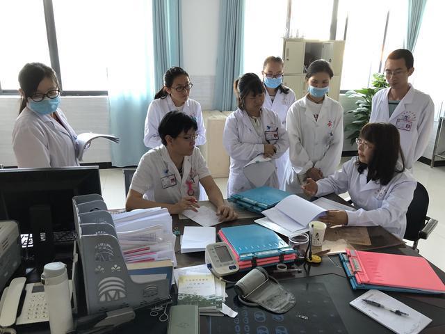 云南省名中医许东云：心怀悲悯的工作狂也有小遗憾(图1)