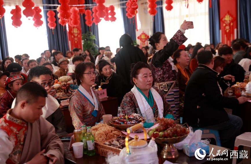 “妈妈”要退休了但总有一束光在延续(图1)
