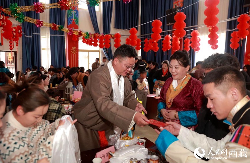 “妈妈”要退休了但总有一束光在延续(图4)