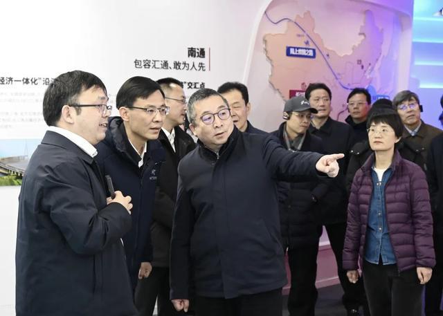 争创一流、对标先进！宝山区处级党政负责干部政治能力建设专题班赴苏州市、南通市学习考察(图5)
