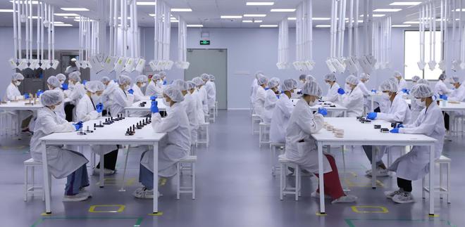 得物美妆鉴别获权威科研院所认可联合成立首个化妆品鉴别研究基地(图1)