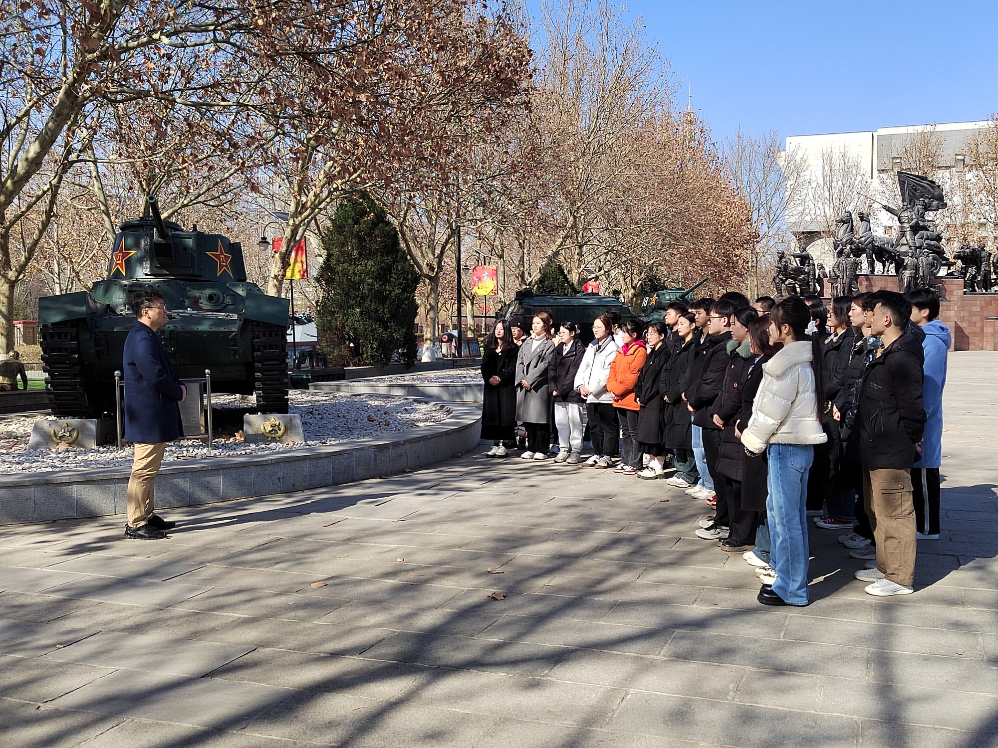 天津理工大学：把课堂搬到红色场馆 打造“知行课堂”思政课(图2)