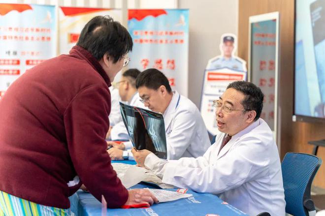 提供全方位、个性化的诊疗方案~上海医大医院骨科中心正式成立(图2)