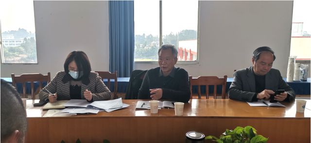 落实“双减” 减负增效——宜宾市叙州区研培中心到柳嘉学校调研(图2)