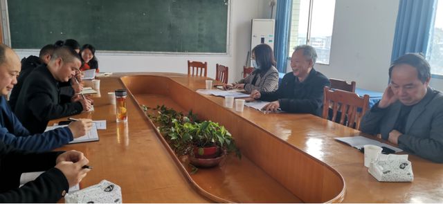 落实“双减” 减负增效——宜宾市叙州区研培中心到柳嘉学校调研(图3)