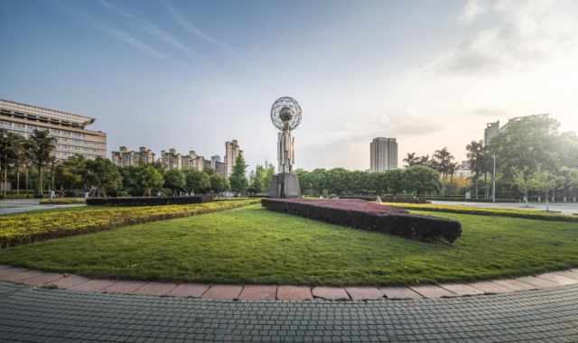 西南石油大学专业怎么样？考研录取率超70%就业岗位增长200%！(图3)