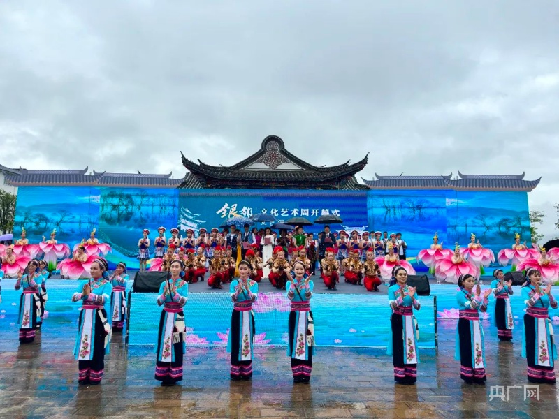 云南鹤庆：乡村振兴与民族团结进步同频共振 各族群众共享美好生活(图3)