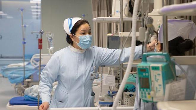 中国式现代化奋进者｜80后女护士组建“男丁格尔”团队临床科研两不误(图1)