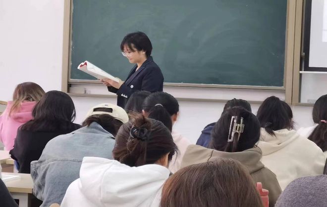 读“最牛的博士”做博士后研究她左手教学右手科研春耘秋收内心丰盈……(图6)