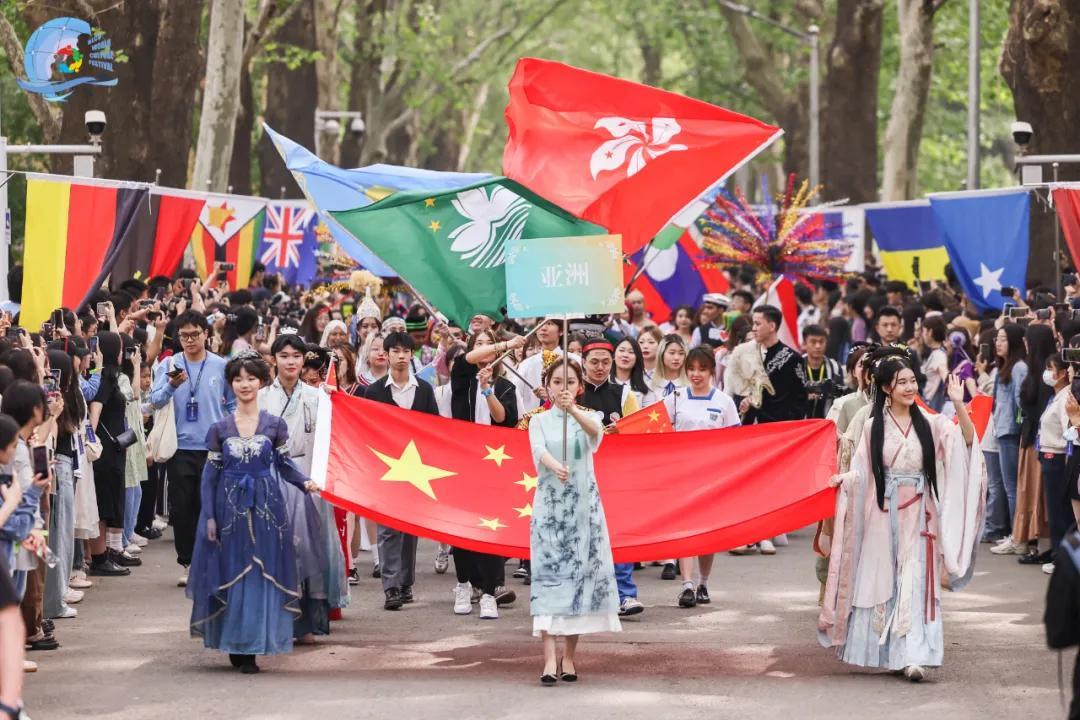 一周关键词·高校 113周年校庆、打破育人“一公里”、世界文化“进校园”……全方位育人育全人(图3)