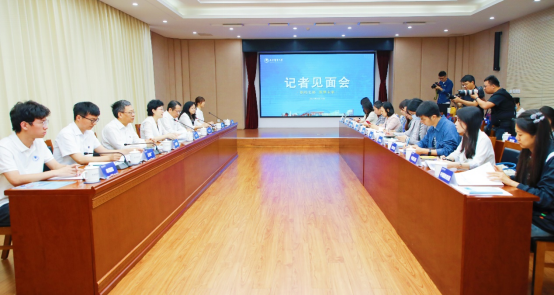 北京邮电大学举办“相约北邮 筑梦未来”2024年校园开放日(图1)