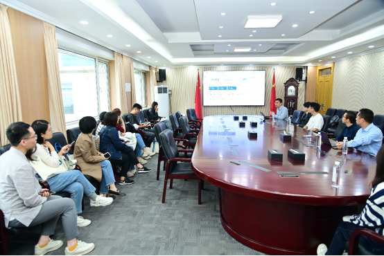 北京邮电大学举办“相约北邮 筑梦未来”2024年校园开放日(图7)