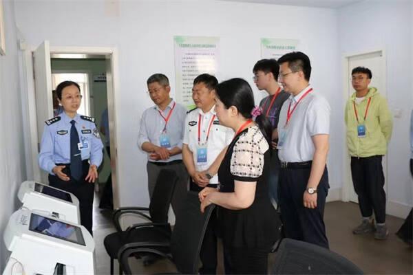 山东省戒毒管理局与山东师范大学举行共建“心理戒毒研究生实践教学基地”续约仪式(图2)
