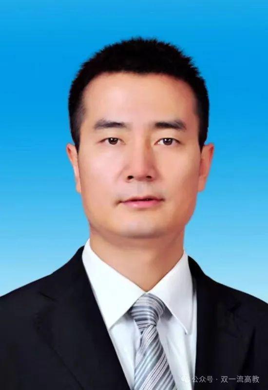 45岁教授当选长江学者任顶级“政法大学”副校长…(图2)