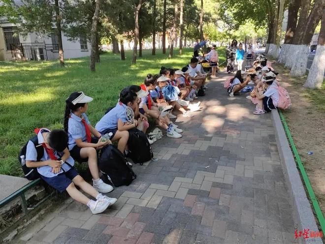 清华大学公告谢绝商业“一日游”参观大学不该是走马观花逛景点(图1)