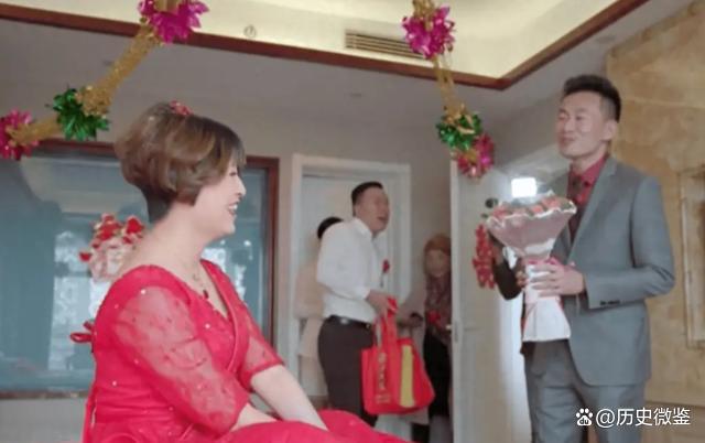 不被看好的婚姻36岁女教授嫁小10岁大专生两人婚后是否后悔？(图7)