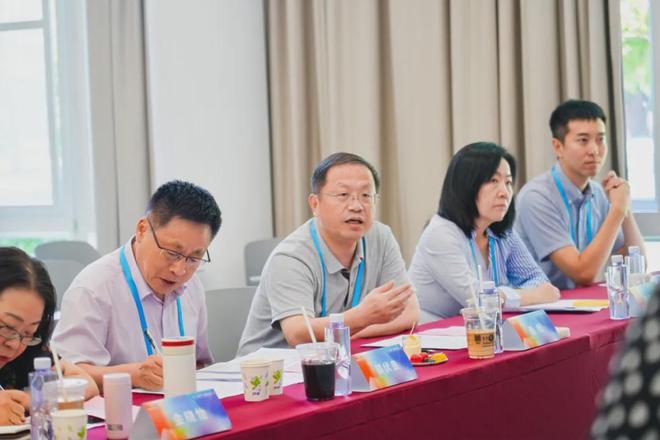 喜报！华珠3位教师在第三届教学名师评选大会斩获荣誉(图5)